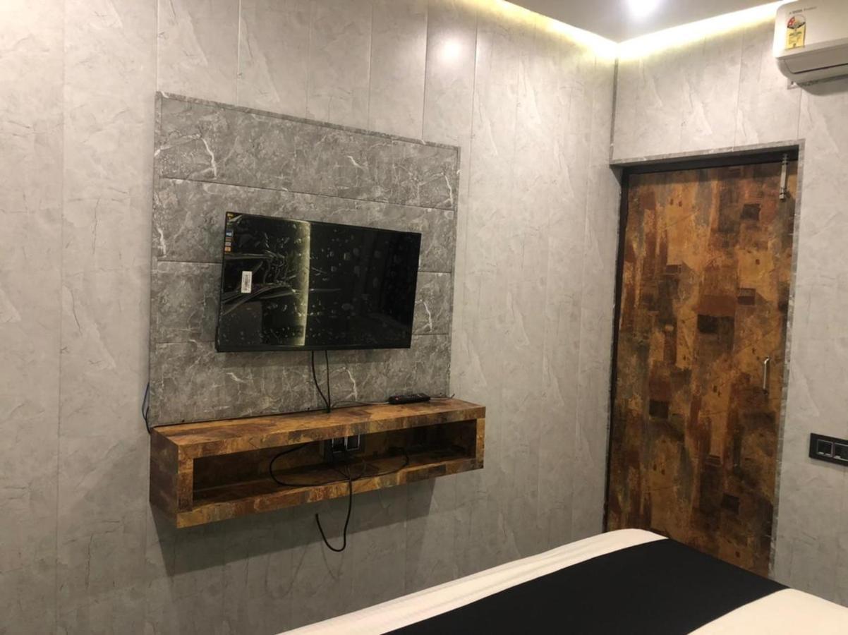 Aariv Inn Baga Beach Ngoại thất bức ảnh