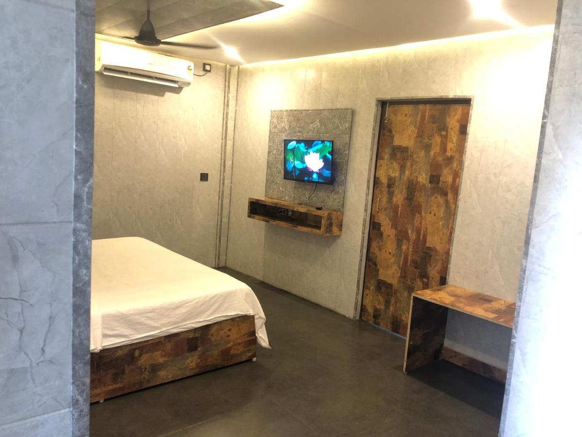 Aariv Inn Baga Beach Ngoại thất bức ảnh