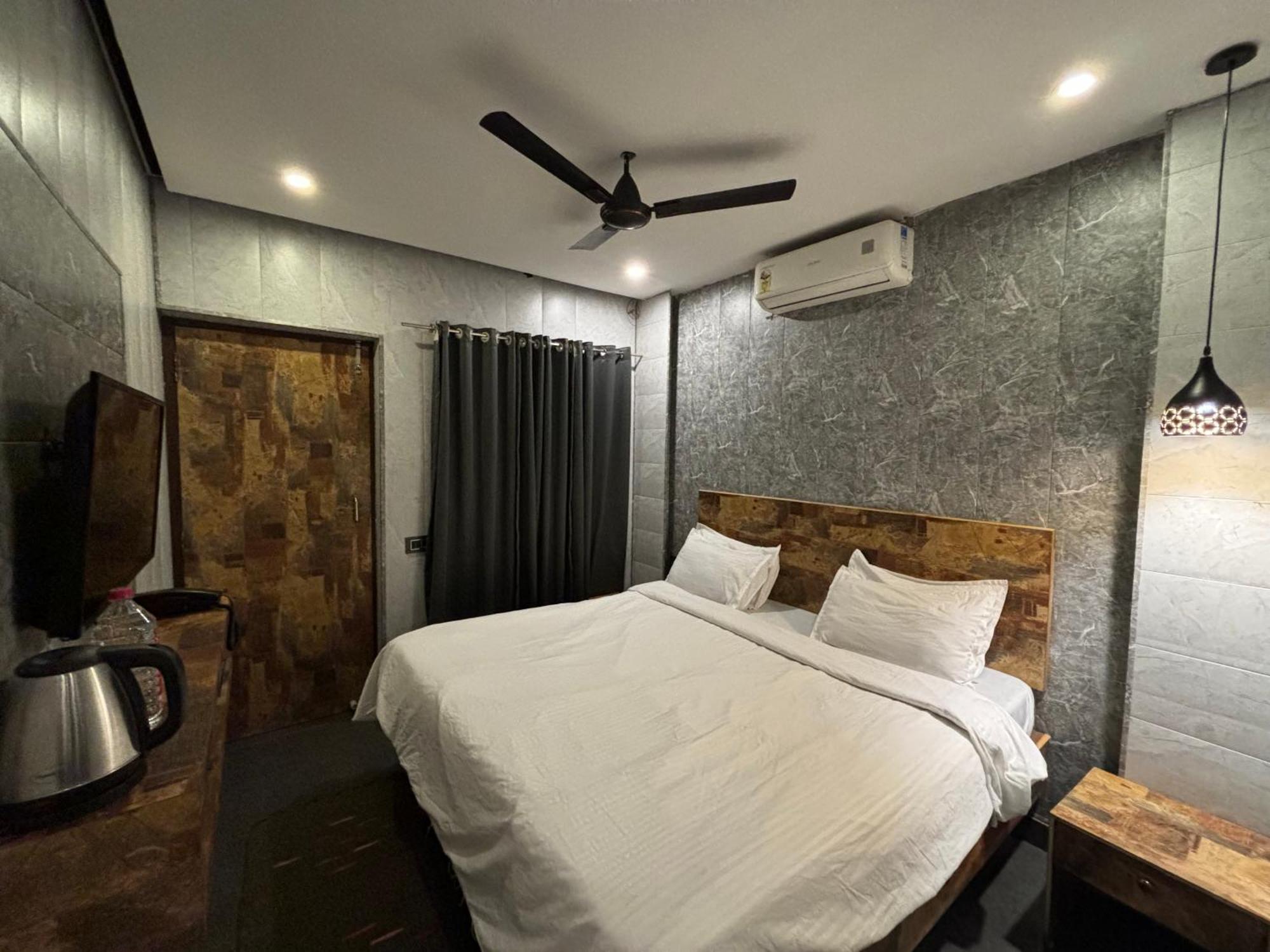 Aariv Inn Baga Beach Ngoại thất bức ảnh